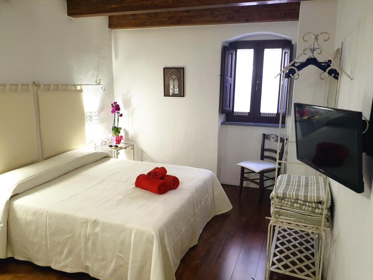 The Templars Guesthouse Santu Lussurgiu Exterior foto